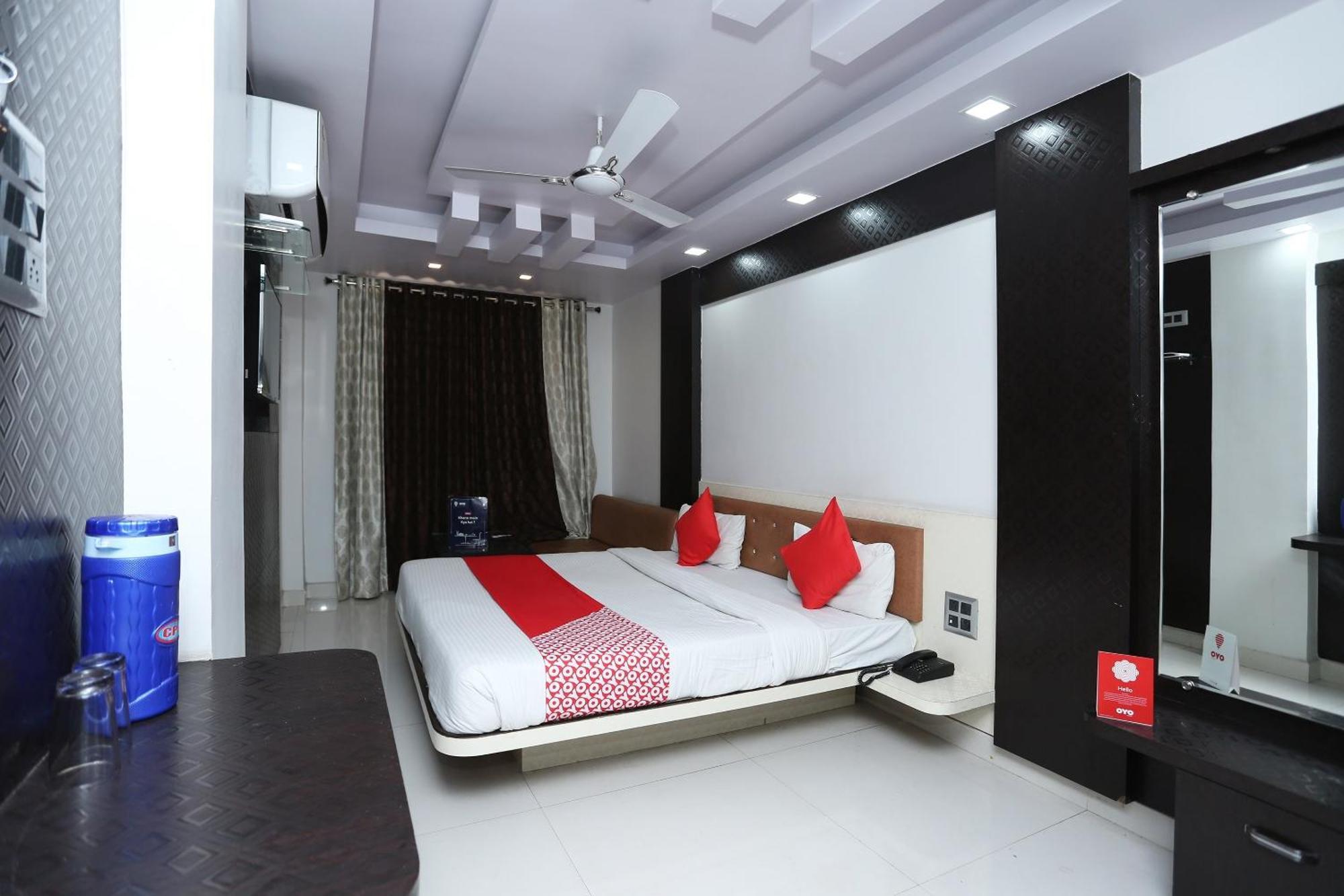 Collection O 3995 Hotel Shree Kishan Palace Bhopal Bagian luar foto