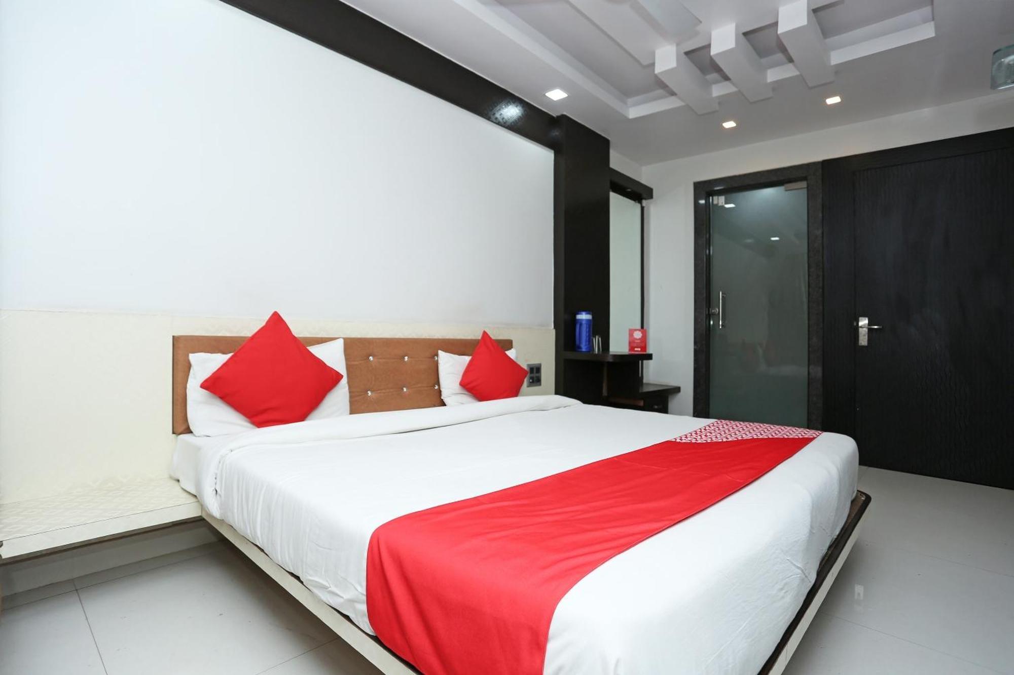 Collection O 3995 Hotel Shree Kishan Palace Bhopal Bagian luar foto