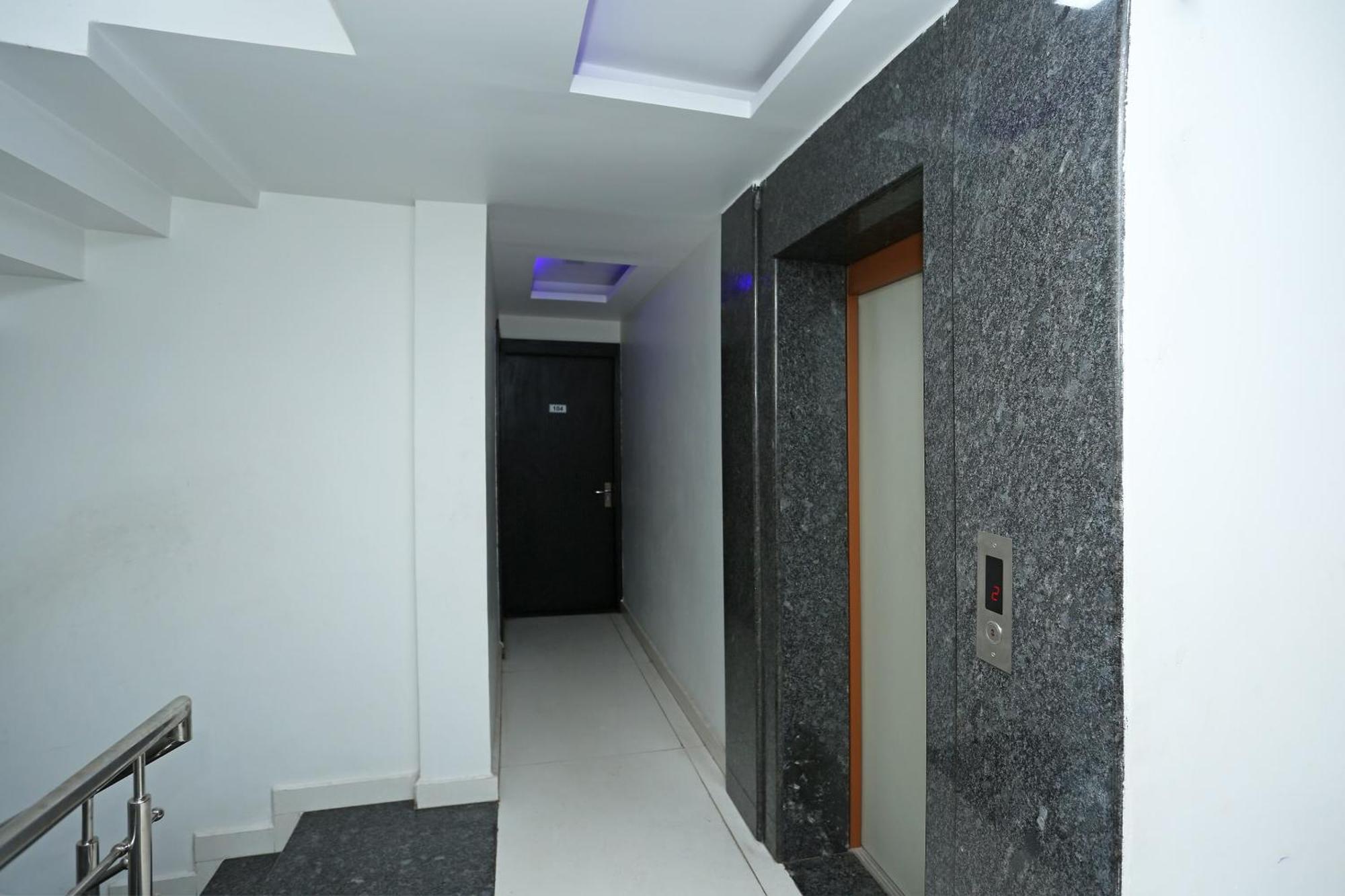 Collection O 3995 Hotel Shree Kishan Palace Bhopal Bagian luar foto